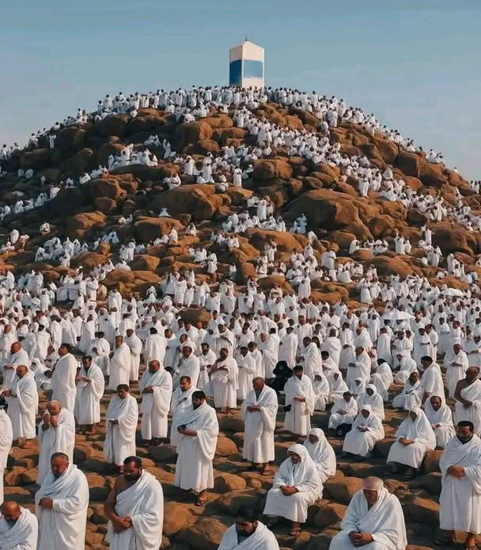 Exclusive 3 Star Shifting Hajj Package 2026 from Bangladesh – Accommodation near Haram and Masjid-e-Nabawi, guided pilgrimage with Royal Hajj BD